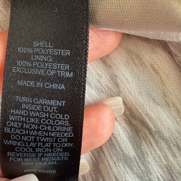 Express Women’s Flowy Dress S White Gray Ombre Ikat Print Boho Crochet Back - Picture 7 of 10